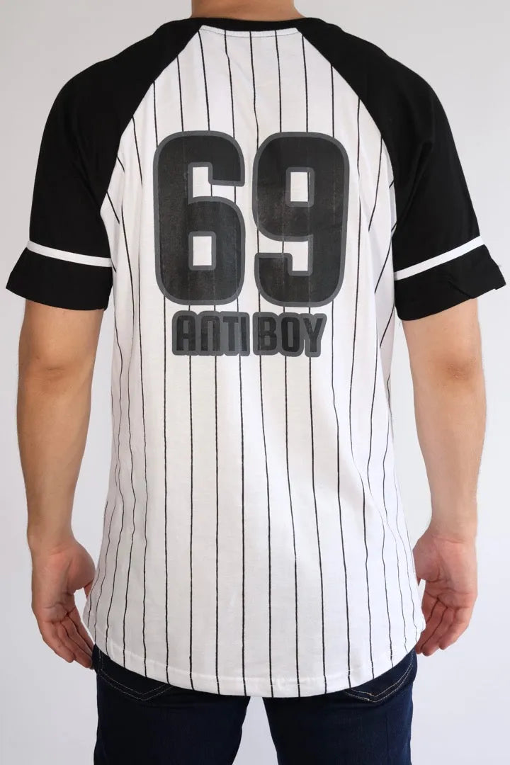 Playera Negro Y Blanco BaseBall ANTIFASHION