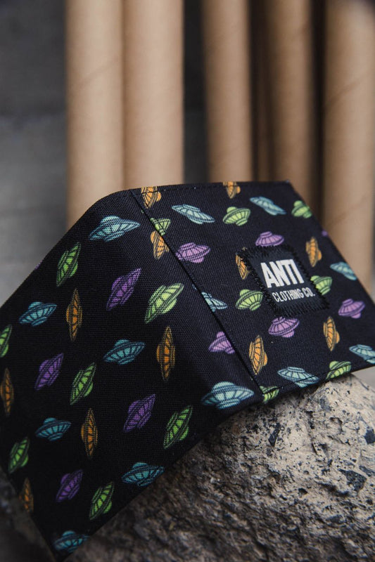 Cartera Negra Ovnis ANTIFASHION