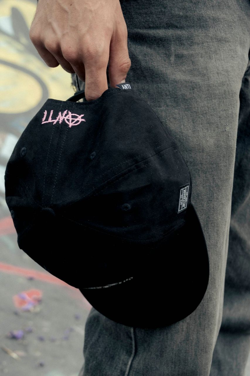 Gorra Negra Crazy Baby ANTIFASHION