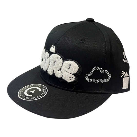 Gorra Negra Shiny Peluche CORE