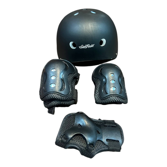Set Protecciones Negros SWEET ROCKET Casco, Rodilleras, Coderas, Muñequeras