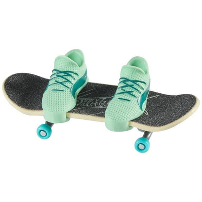 Patineta Para Dedos Con Tenis Finger Board HOT WHEELS