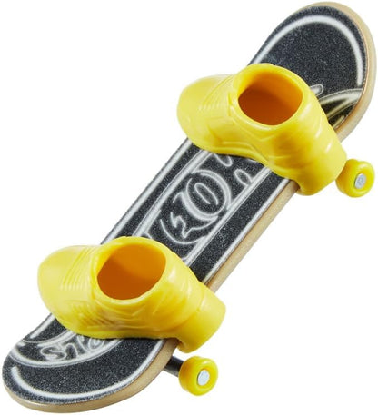 Patineta Para Dedos Con Tenis Finger Board HOT WHEELS