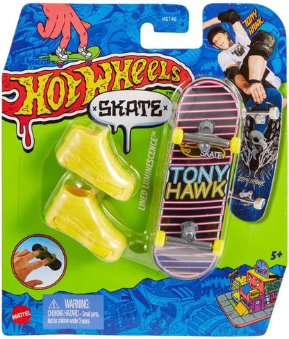 Patineta Para Dedos Con Tenis Finger Board HOT WHEELS