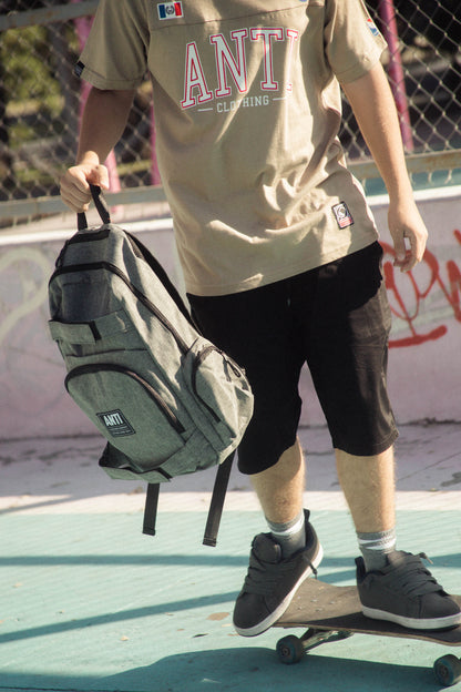 Mochila Skate Gris ANTIFASHION
