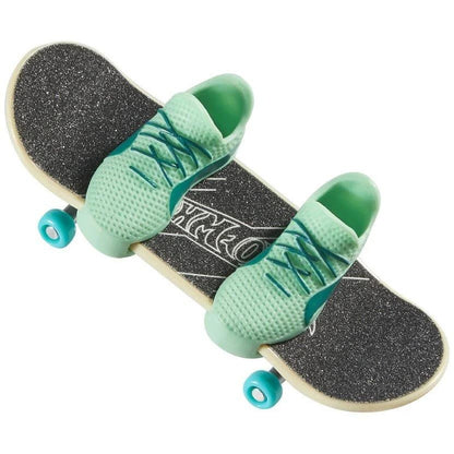 Patineta Para Dedos Con Tenis Finger Board HOT WHEELS