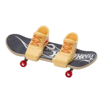 Patineta Para Dedos Con Tenis Finger Board HOT WHEELS