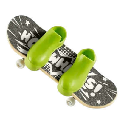 Patineta Para Dedos Con Tenis Finger Board HOT WHEELS