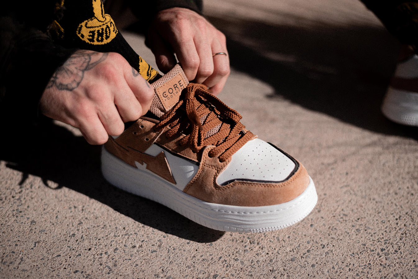 Tenis Gamuza Camel Drunk CORE