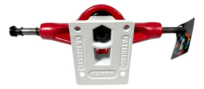 Trucks Rojos Anime 8" Para Skate CATRINA
