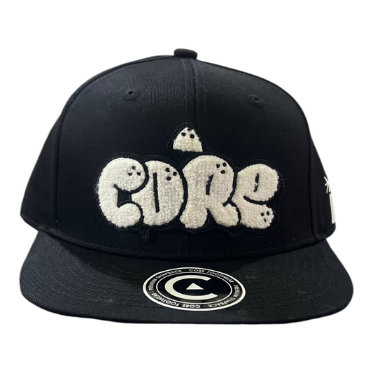 Hat Negra Peluche CORE