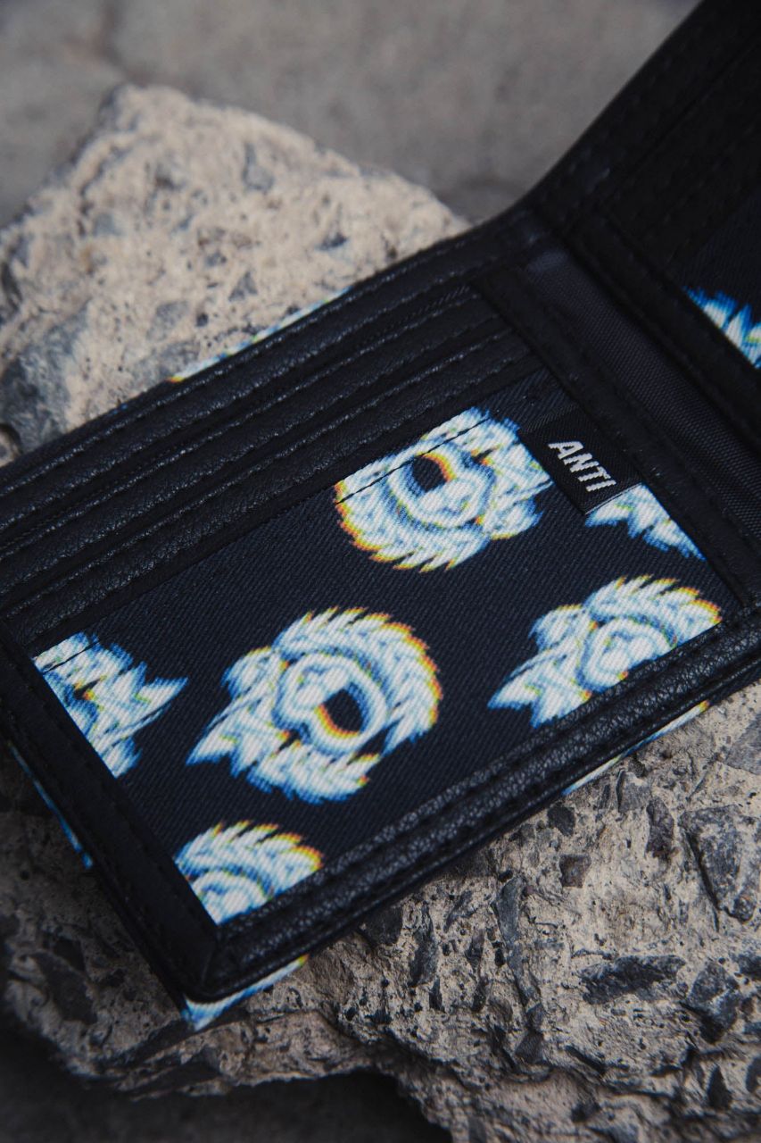 Cartera Negra Glitch ANTIFASHION