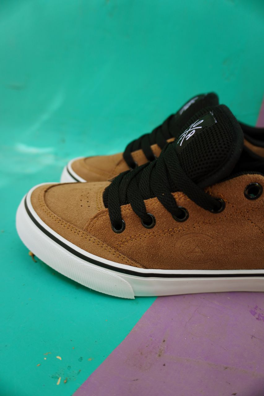 Tenis Camel Feebie CORE