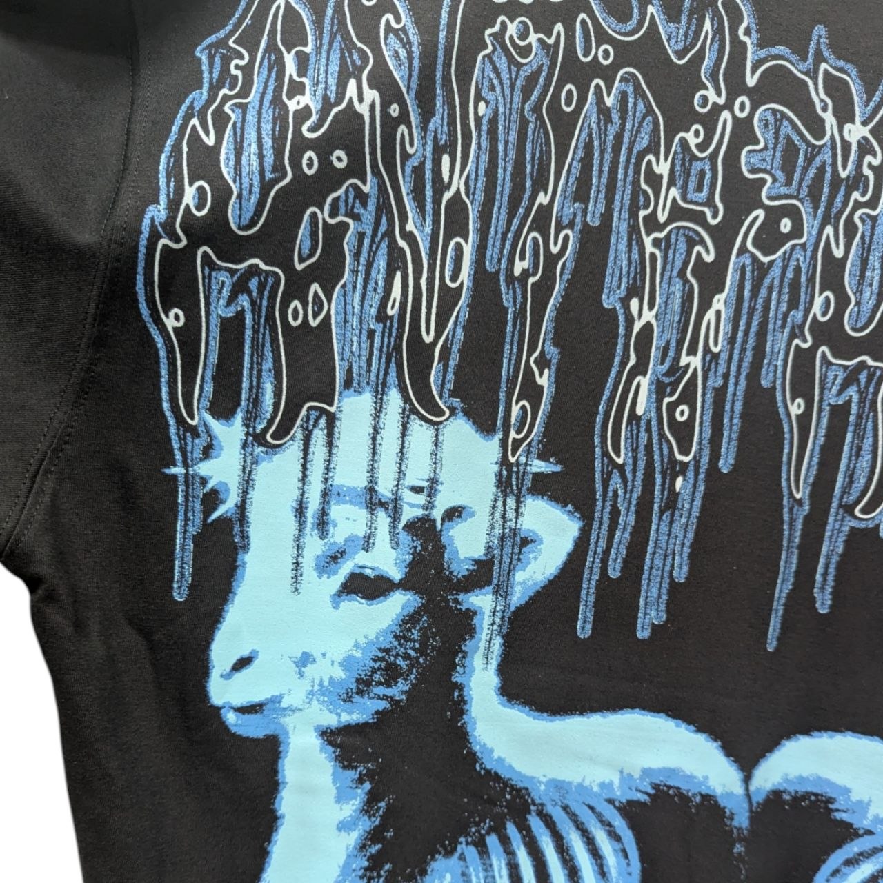 Playera Negra Oversized Glown Darkness ANTIFASHION
