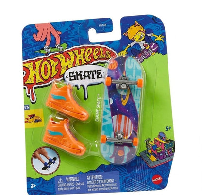 Patineta Para Dedos Con Tenis Gimme Space Finger Board HOT WHEELS
