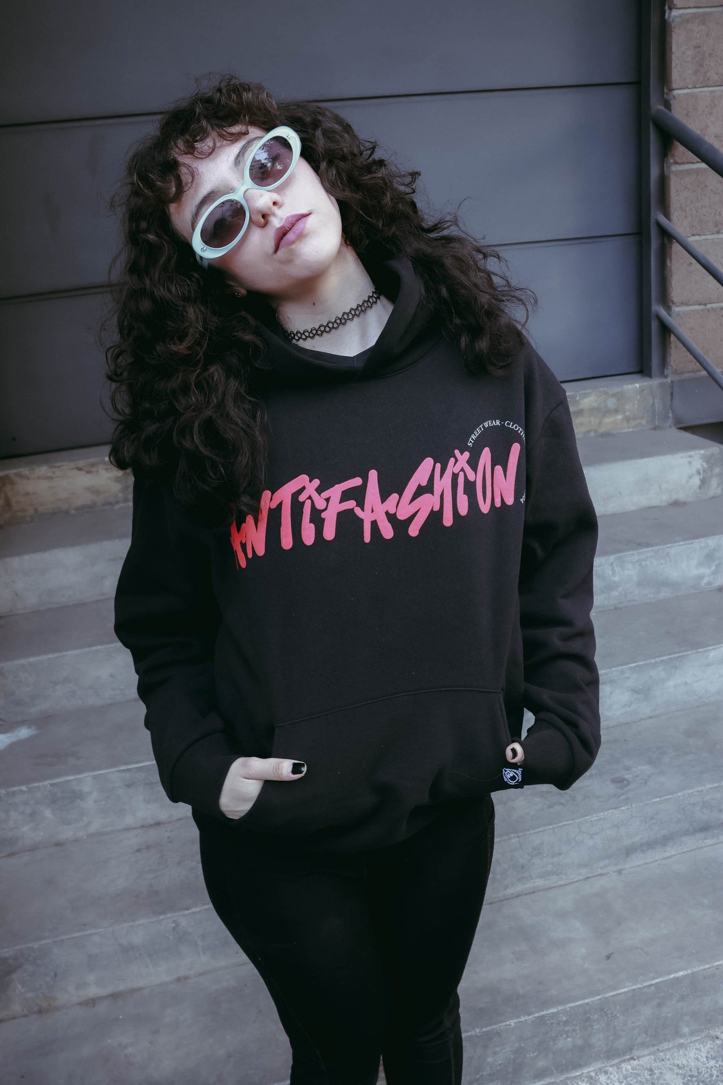 Hoodie Negra Melted Calavera Algodon Pesado ANTIFASHION