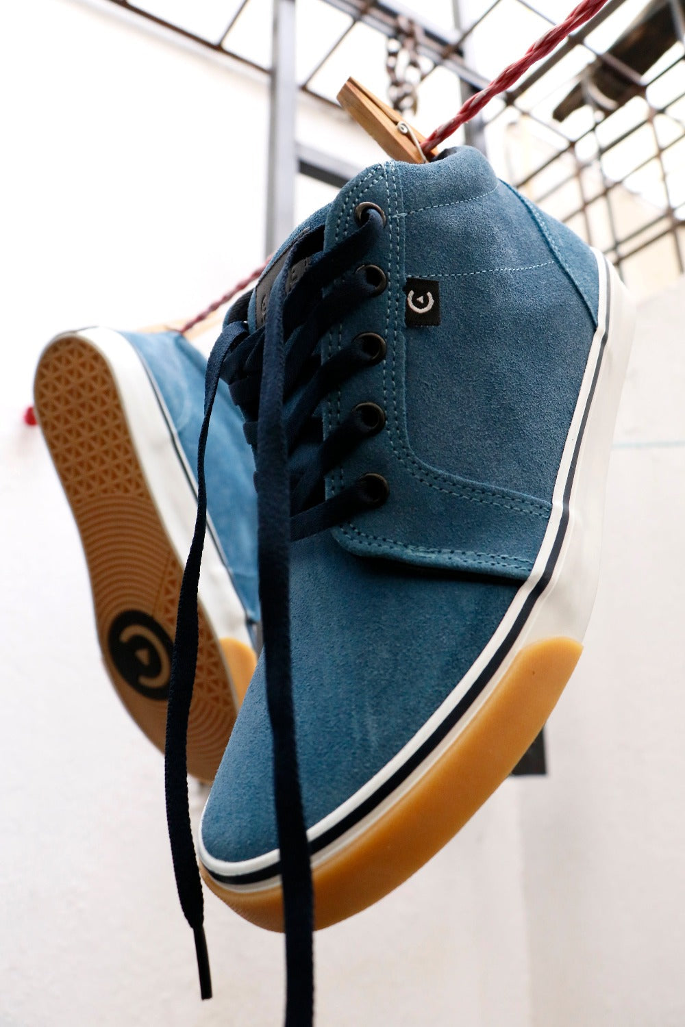 Tenis Gamuza Azul Smith High CORE