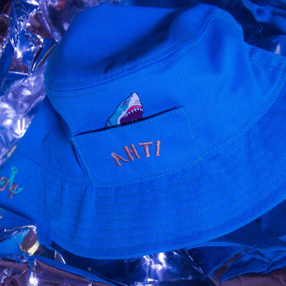 Gorro Bucket Hat Tiburón ANTIFASHION