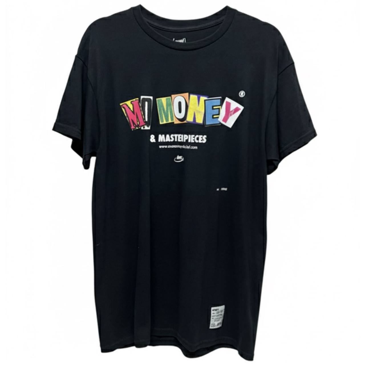 Camiseta Negra Collage MOMONEY