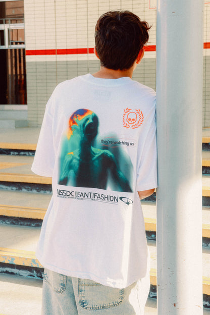 Playera Blanca Oversized Alien ANTIFASHION