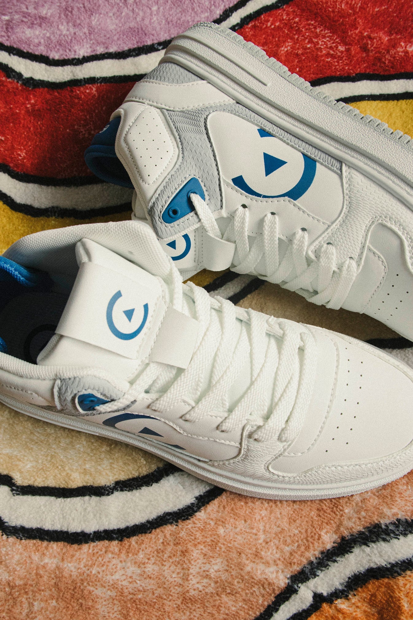 Tenis Blancos Retro High CORE