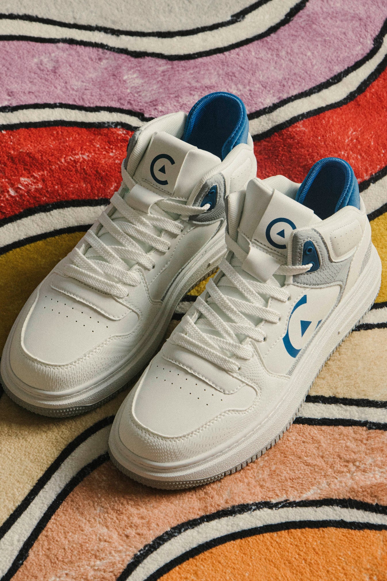 Tenis Blancos Retro High CORE
