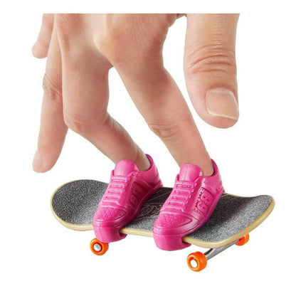 Patineta Para Dedos Con Tenis Finger Board HOT WHEELS