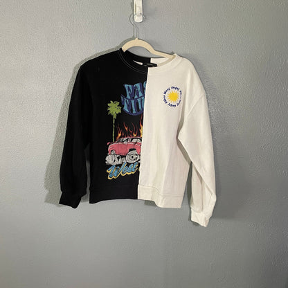 Sueter Blanco/Negro West Coast Vintage FOREVER 21
