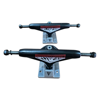 Trucks Plata / Negro 147 Ejes Skate SHIVERS